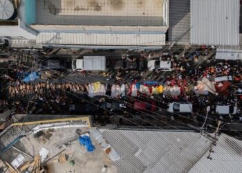 Continuar humano, quando tudo em volta convida ao contrário