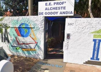 Professor é afastado após suspeita de mostrar pornografia para aluna em Santa Bárbara d’Oeste