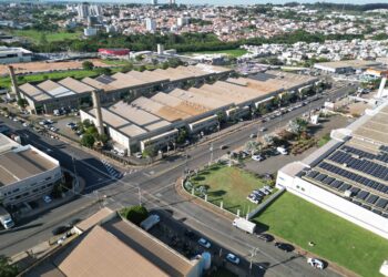 Americana registra alta de 30% nas exportações em 2025 e lidera vendas externas no Polo Têxtil