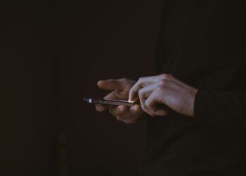 Golpista engana vítima duas vezes durante negociação de motocicleta pela internet