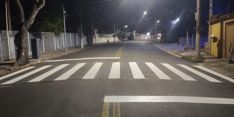 Americana reforça pintura de trânsito e inicia revitalização viária na Avenida 9 de Julho