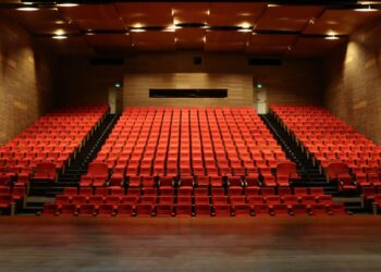 Teatro de Oficina do Estudante recebe maratona de humor, música e atrações especiais durante o mês de junho