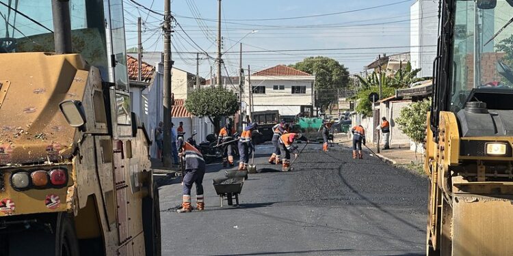 Asfalto Novo chega à etapa final no São Manoel; programa já prevê recuperação de 408 mil m² de vias em Americana