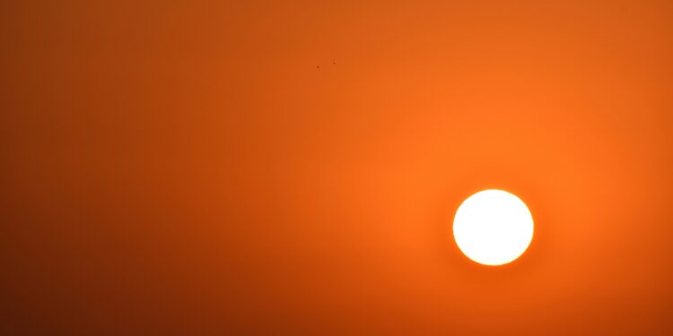 Calor volta com força e Americana pode chegar aos 36°C na próxima semana