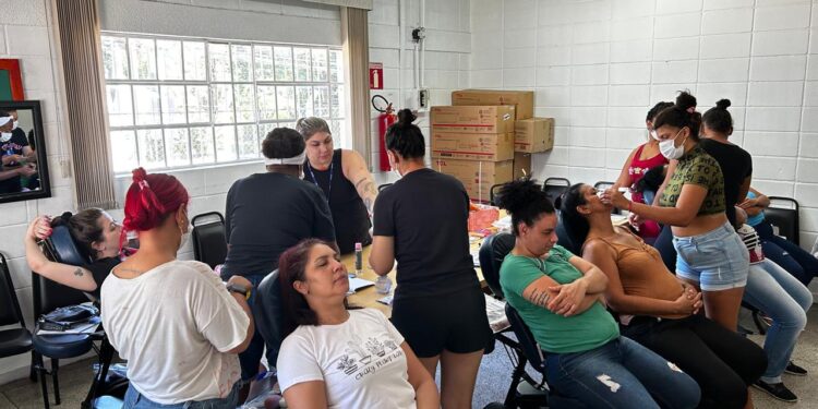 Prefeitura de Americana abre inscrições para cursos gratuitos de técnicas de maquiagem